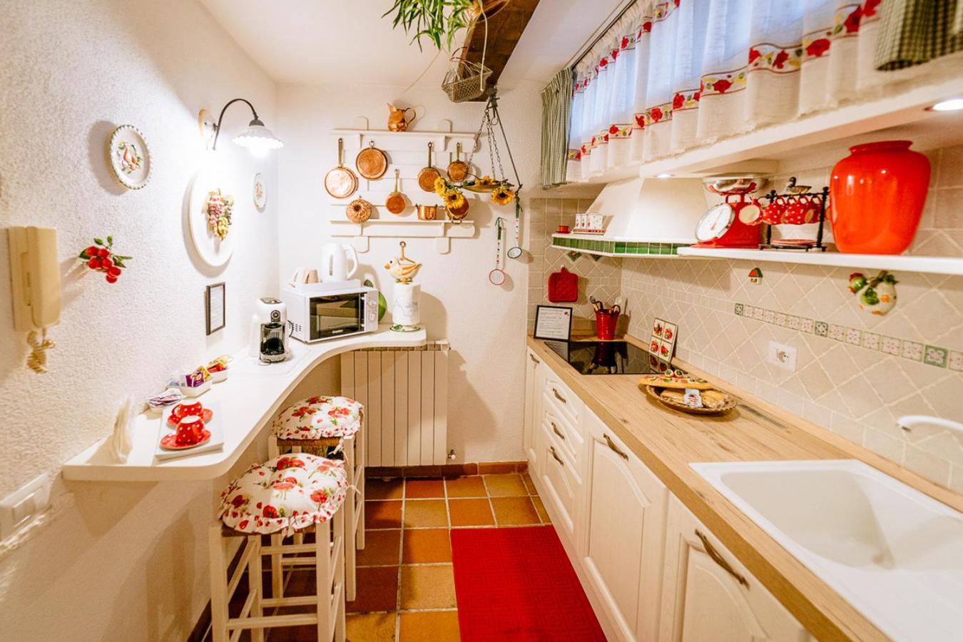 Appartamento Il Papavero Rosso 그레세토 외부 사진